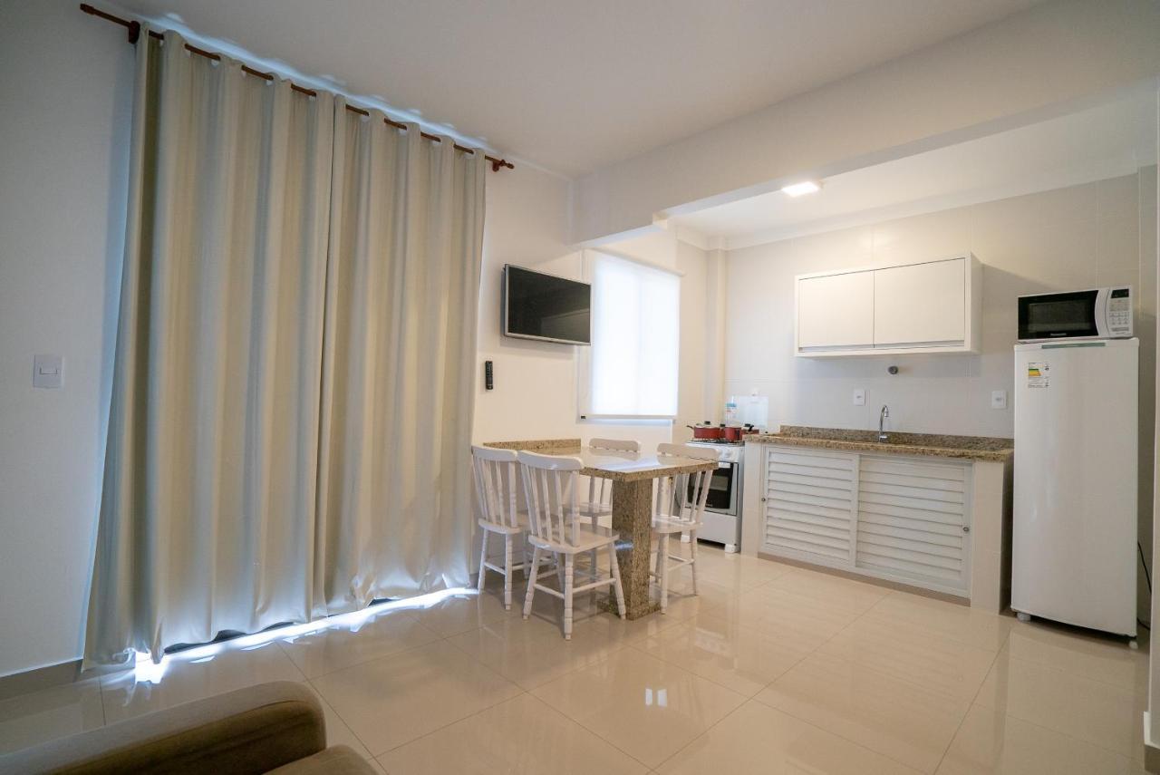 Residencial Eugenio Muller Apartment Bombinhas Bagian luar foto